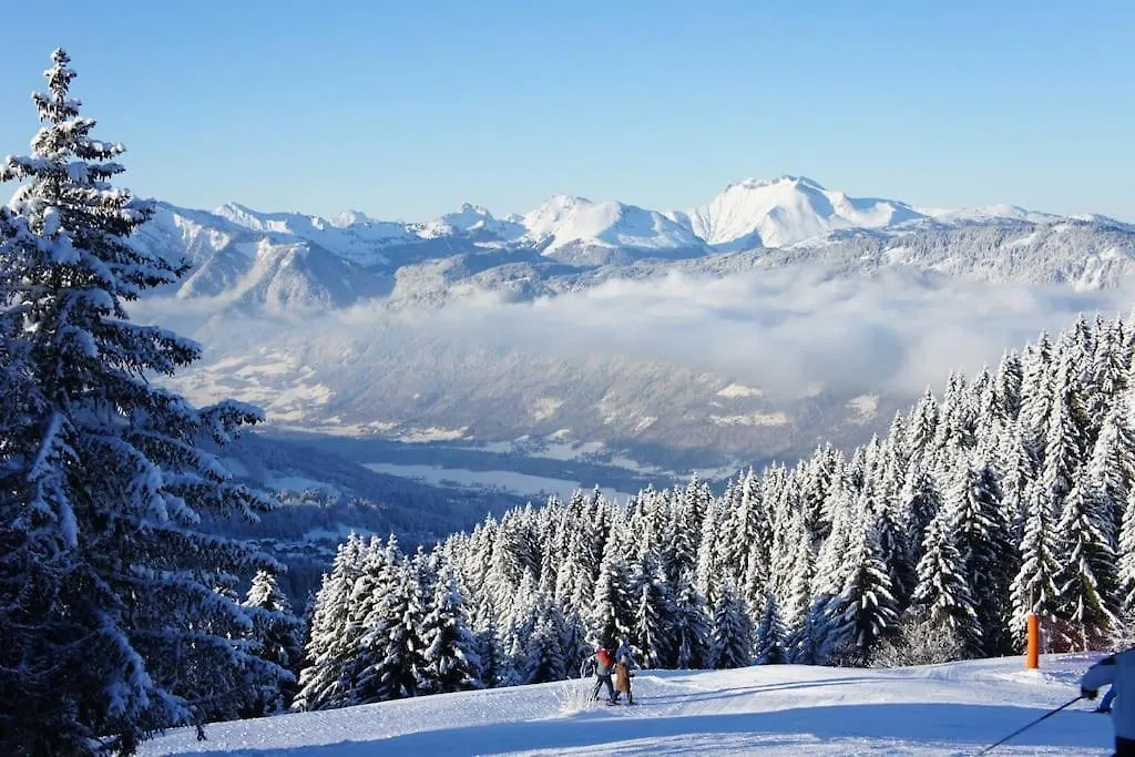 A7 - 2 Bedroom, Well-Equipped Central Samoens 0*,