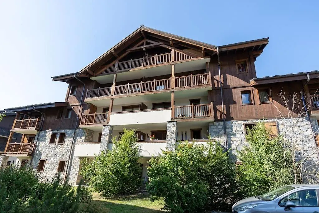 A7 - 2 Bedroom, Well-Equipped Central Samoens Apartment
